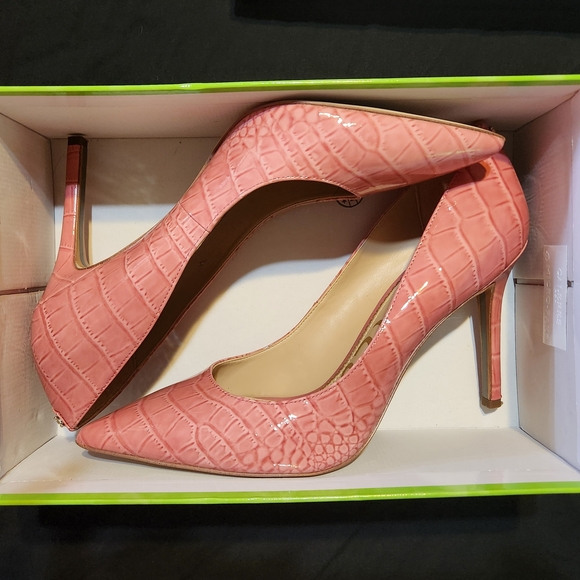 Sam Edelman Croc-Embossed Point Pump- Raspberry, Size 8.5 - Picture 2 of 13